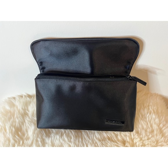Chanel Parfums Black Satin Makeup Bag Pouch Evening Clutch Metal Logo Plaque - Picture 2 of 7